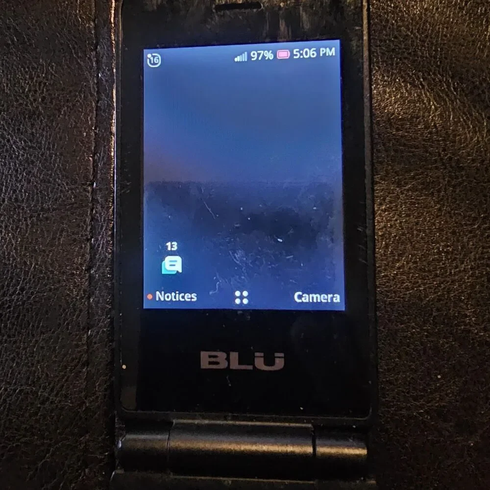 Blu Flex 8GB Prepaid Flip Phone Black, TracFone